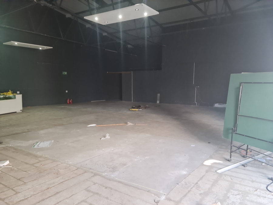 To Let commercial Property for Rent in Gants Plaza Western Cape